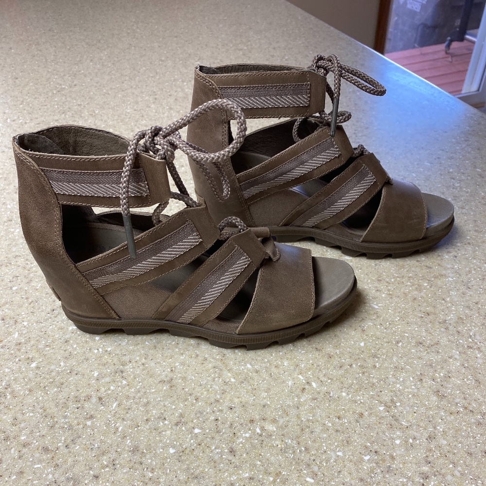 Sorel Sandals/ Wedges